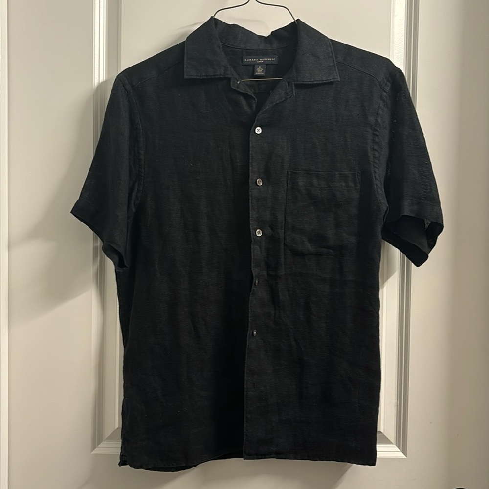 Men’s Banana Republic Linen Collared Button up